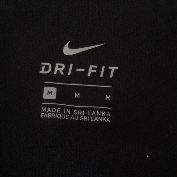 Nike Dri-Fit capris **sold - Picture 3 of 3